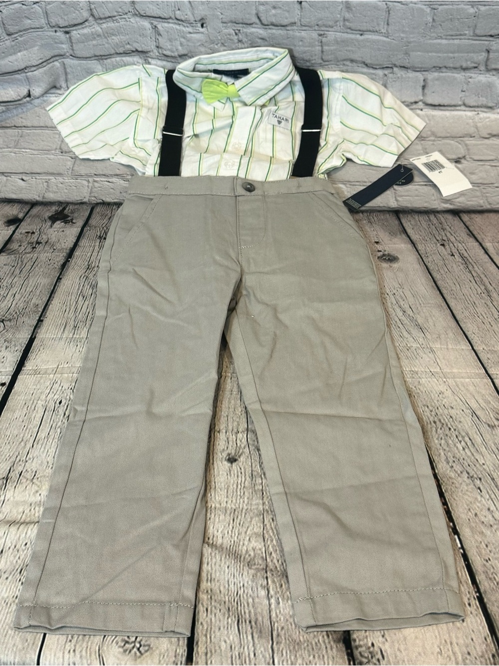 Tahari Boys 3 Piece Outfit